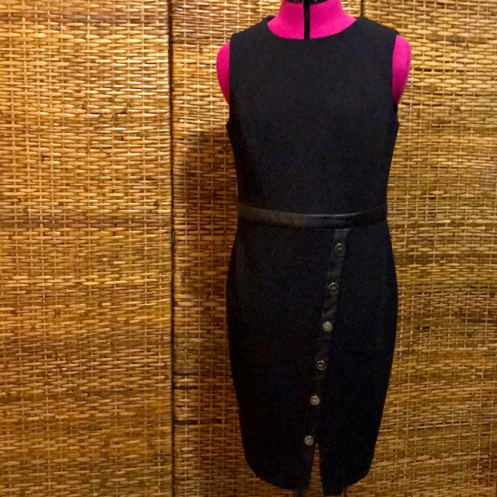 EUC vintage AK Anne Klein Black faux leather trim Gold buttons dress 6